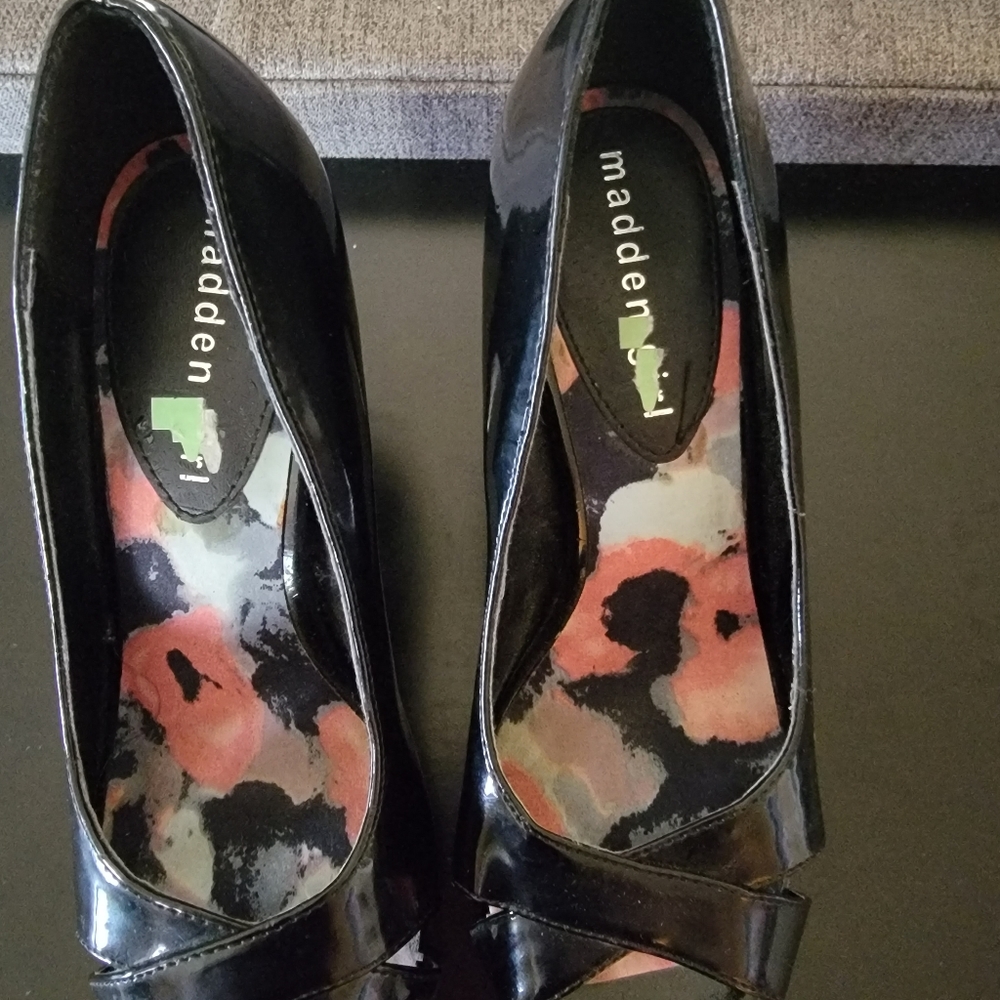 Madden Girl black open toe pumps